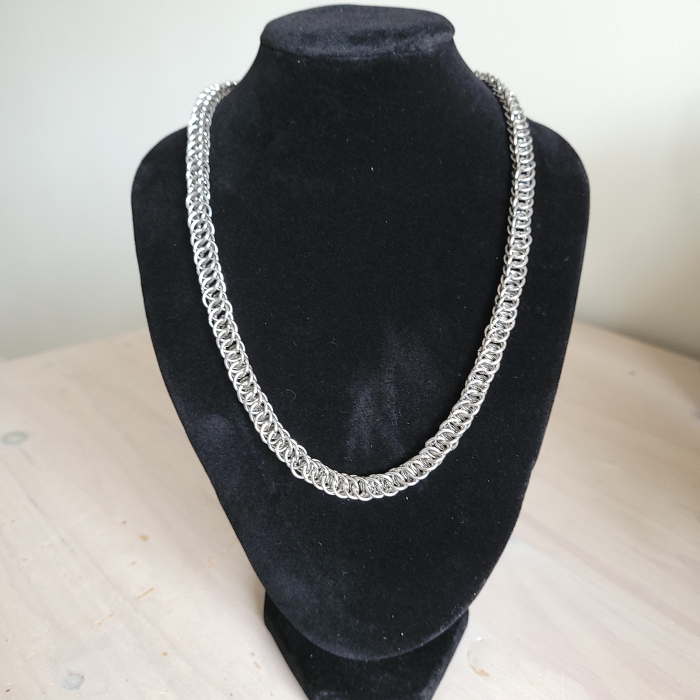 17" 1/2 Persian Chainmail Weave Necklace In Stainless Steel
